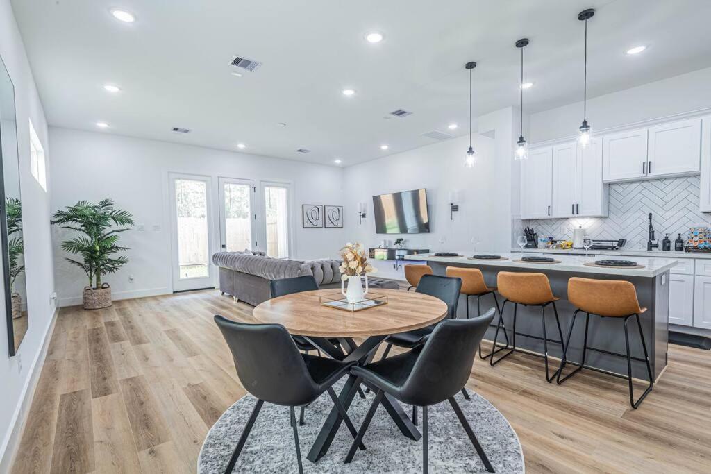 Luxury Home Near Houston Downtown & Medical Center Eksteriør billede