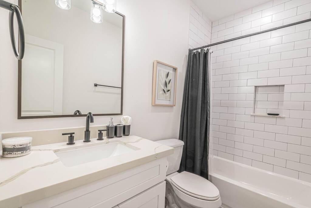 Luxury Home Near Houston Downtown & Medical Center Eksteriør billede